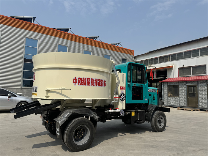 混凝土攪拌運輸車（四不像）